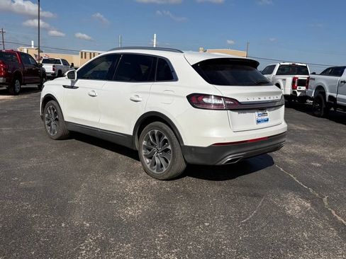 Used 2023 Lincoln Nautilus Reserve w/ Equipment Group 201A FWD image 5