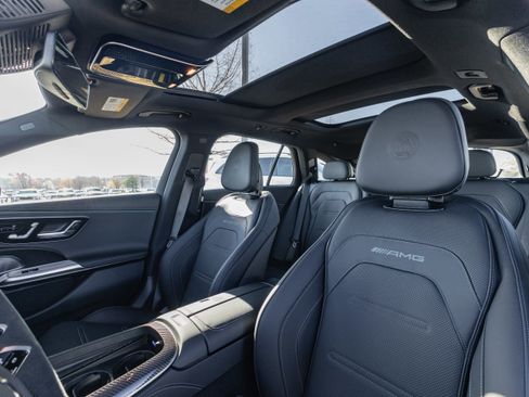 New 2026 Mercedes-Benz E 53 AMG 4MATIC Sedan image 17