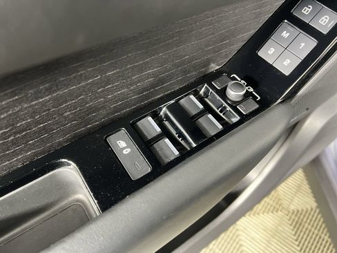 Used 2024 Land Rover Range Rover Velar Dynamic HSE AWD/4WD image 25