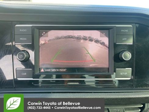 Used 2019 Volkswagen Jetta SE image 19