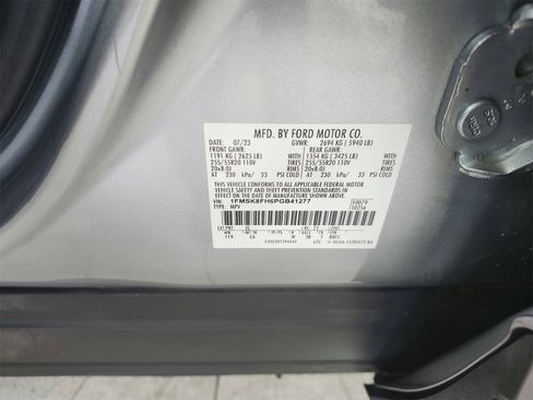 Used 2023 Ford Explorer Limited image 47