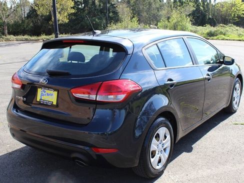 Used 2018 Kia Forte LX image 4