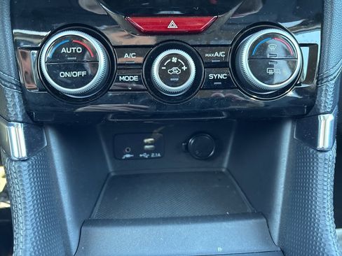 Certified 2024 Subaru Forester Limited image 19