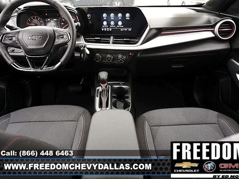 Used 2026 Chevrolet Trax RS w/ Driver Confidence Package image 12