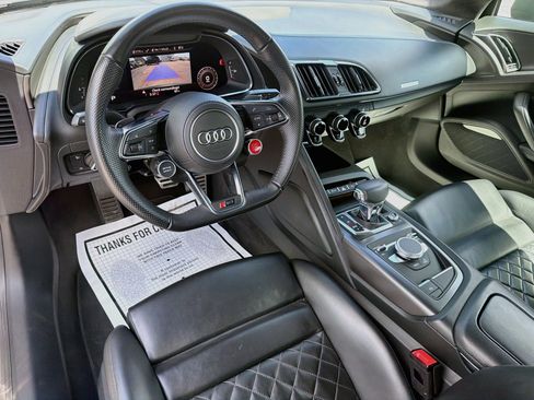 Used 2020 Audi R8 V10 w/ Carbon Exterior Package AWD/4WD image 23