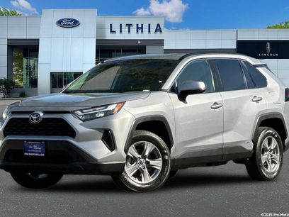 Used 2022 Toyota RAV4 XLE w/ Convenience Package