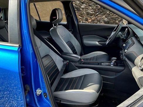 Used 2023 Nissan Kicks SR w/ SR Premium Package image 7