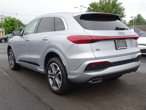 Certified 2025 Audi Q5 Premium Plus AWD/4WD image 3