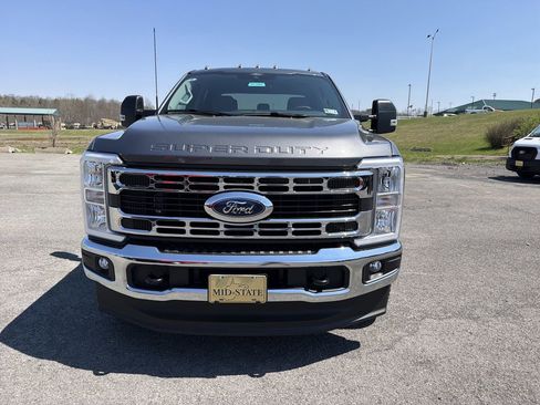 New 2026 Ford F350 XLT AWD/4WD image 2