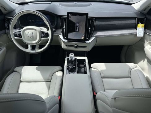 New 2026 Volvo XC90 T8 Ultra w/ Protection Package Premier AWD/4WD image 7