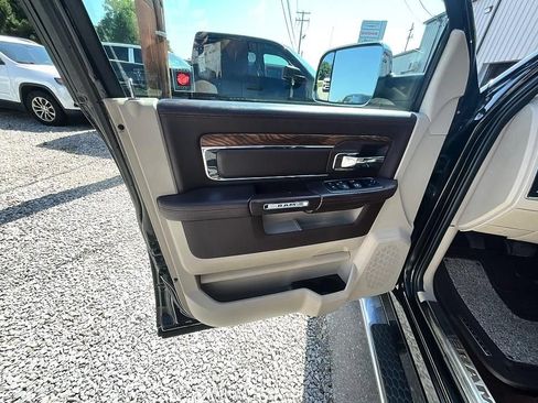 Used 2018 RAM 1500 Laramie Longhorn w/ Longhorn Southfork Package AWD/4WD image 11