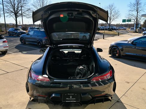 Used 2019 Mercedes-Benz AMG GT R image 34