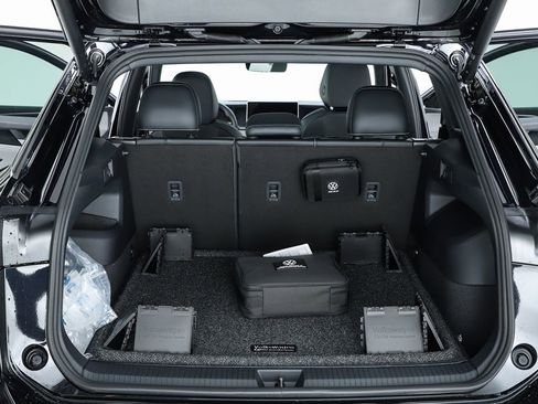 New 2026 Volkswagen Tiguan SE R-Line image 29