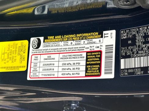 Used 2024 Toyota Highlander XLE image 47