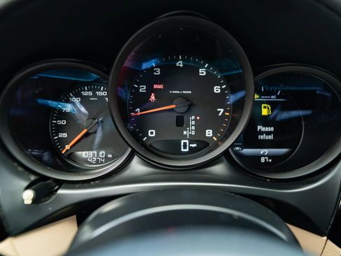 Used 2019 Porsche Macan AWD/4WD image 45