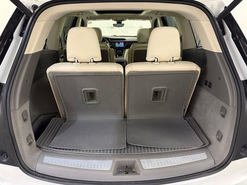 Used 2020 Cadillac XT6 Premium Luxury AWD/4WD image 33