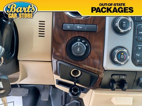 Used 2014 Ford F350 Lariat image 30