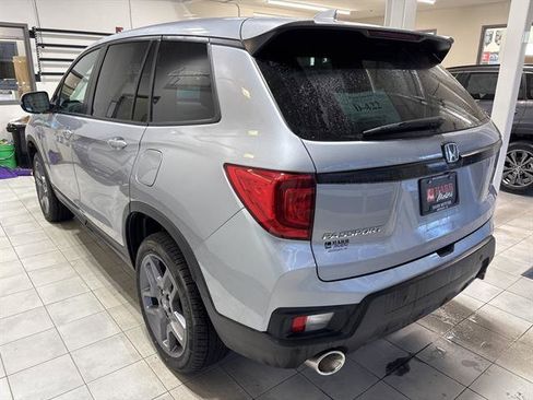 Used 2023 Honda Passport EX-L image 2