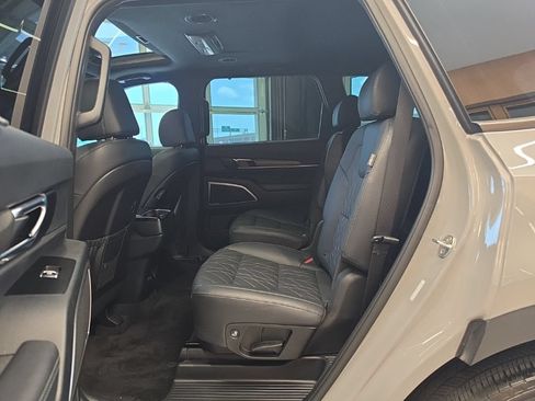 Certified 2025 Kia Telluride EX X-Line AWD/4WD image 41