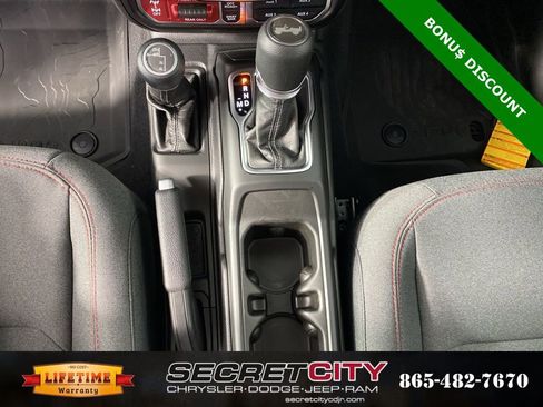 New 2025 Jeep Wrangler Rubicon w/ Steel Bumper Group image 23