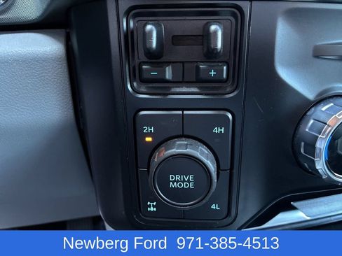 Used 2023 Ford F350 Limited AWD/4WD image 28