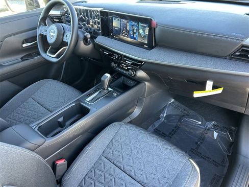 New 2026 Nissan Kicks SV image 8