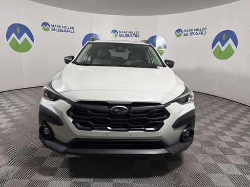 Used 2024 Subaru Crosstrek 2.0i Premium image 2