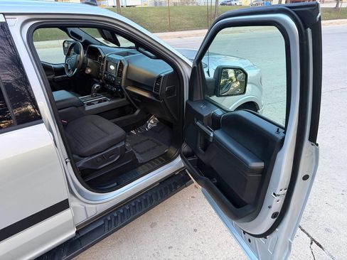 Used 2019 Ford F150 XLT w/ Equipment Group 302A Luxury AWD/4WD image 20