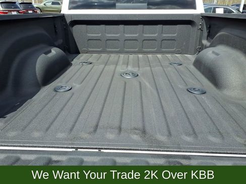 Used 2025 RAM 3500 Limited AWD/4WD image 19
