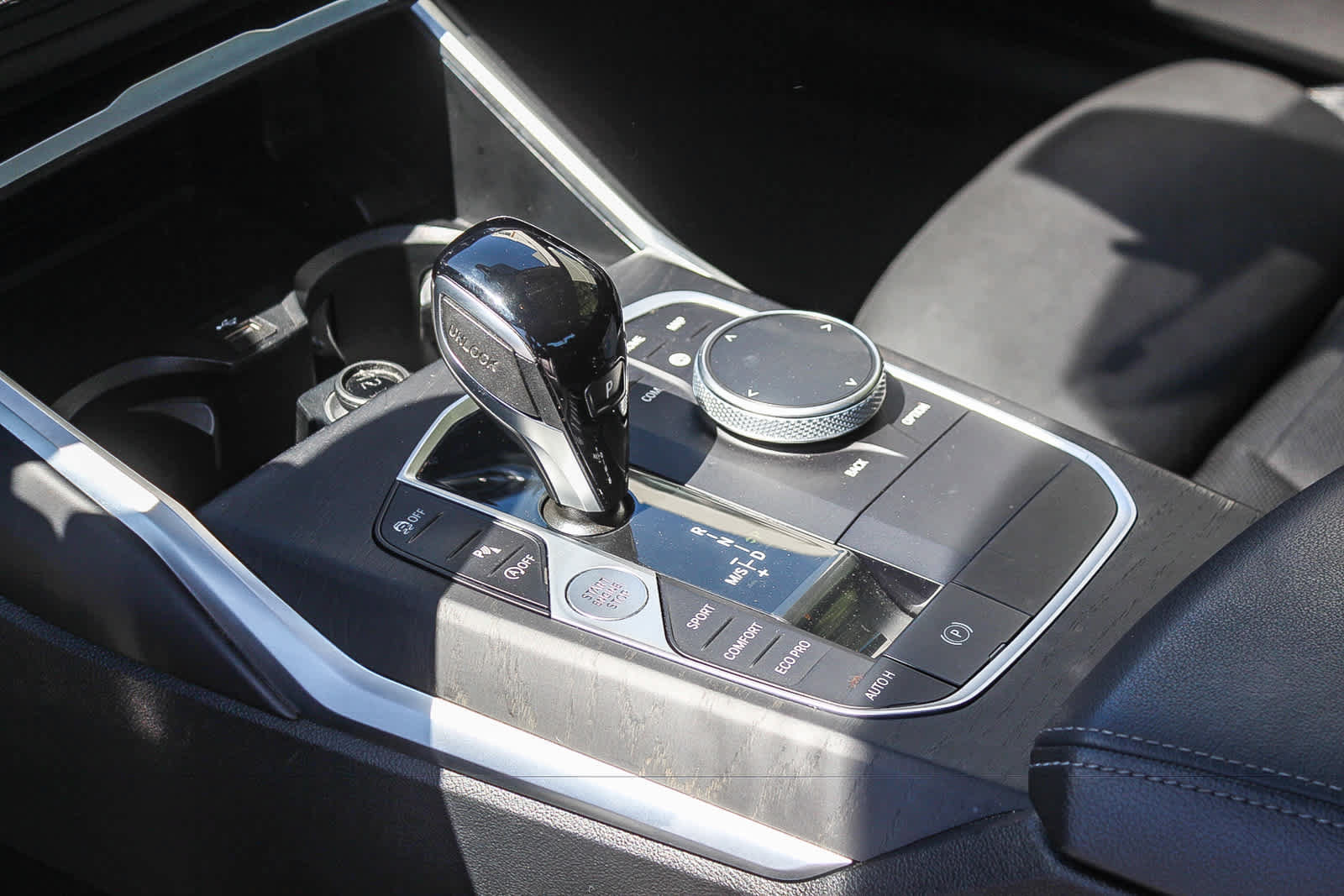 Used 2023 BMW 430i Coupe w/ Premium Package RWD image 17
