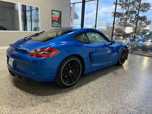 Used 2015 Porsche Cayman GTS RWD image 11