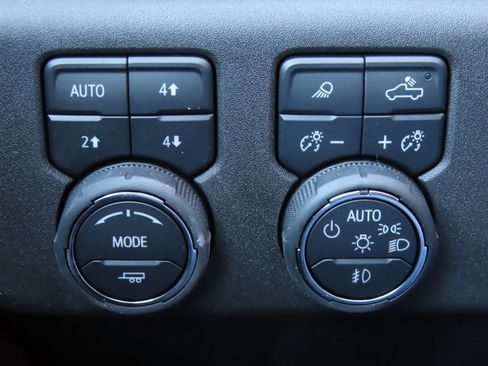 New 2025 Chevrolet Silverado 1500 RST image 15