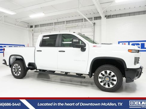 New 2026 Chevrolet Silverado 2500 Custom w/ Custom Value Package image 4