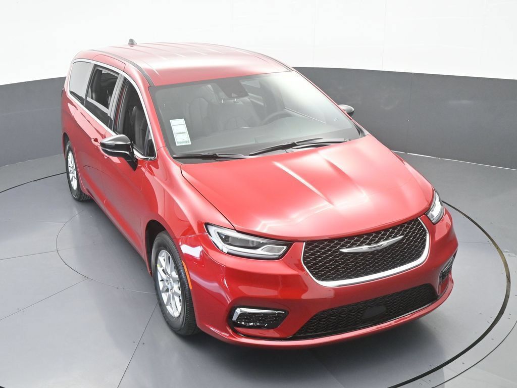 New 2026 Chrysler Pacifica Select FWD image 51