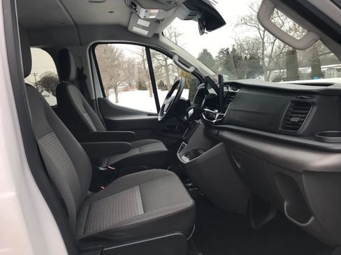 Used 2023 Ford Transit 350 XLT image 45