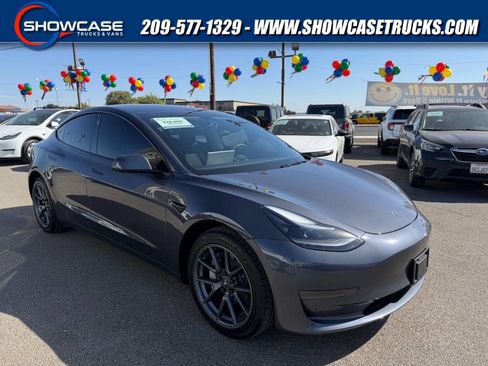 Used 2023 Tesla Model 3 Standard Range RWD image 1