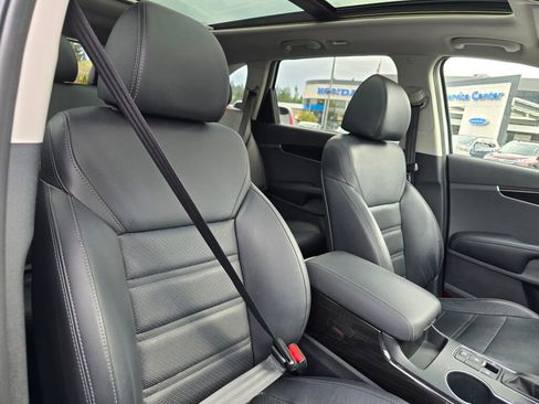 Used 2019 Kia Sorento EX AWD/4WD image 9
