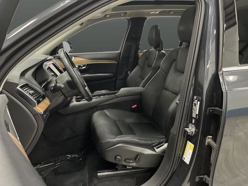 Used 2021 Volvo XC90 T8 Inscription Expression w/ Advanced Package image 4