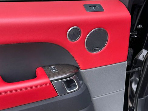 Used 2016 Land Rover Range Rover Sport Autobiography image 16