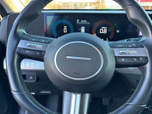 Used 2025 Hyundai Kona SEL image 28