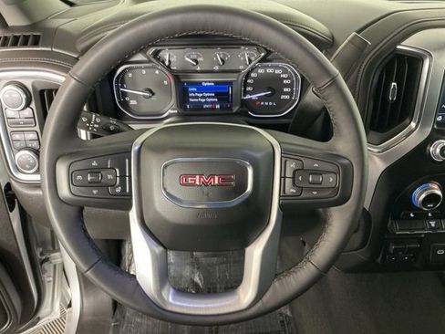 Used 2022 GMC Sierra 3500 SLE image 16