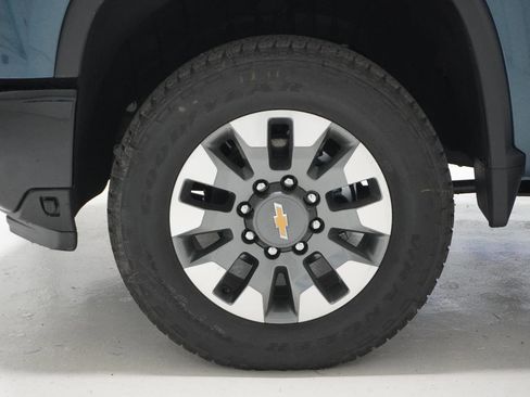 New 2026 Chevrolet Silverado 2500 Custom w/ Custom Value Package image 9