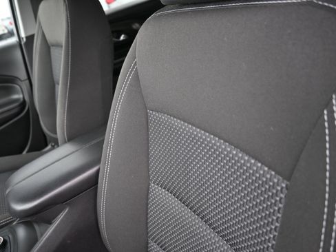 Used 2023 GMC Terrain SLE image 25