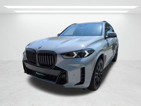 New 2026 BMW X5 xDrive40i w/ M Sport Package AWD/4WD image 8