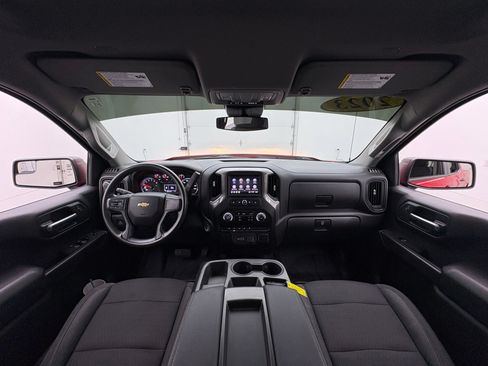 Used 2023 Chevrolet Silverado 1500 Custom AWD/4WD image 3