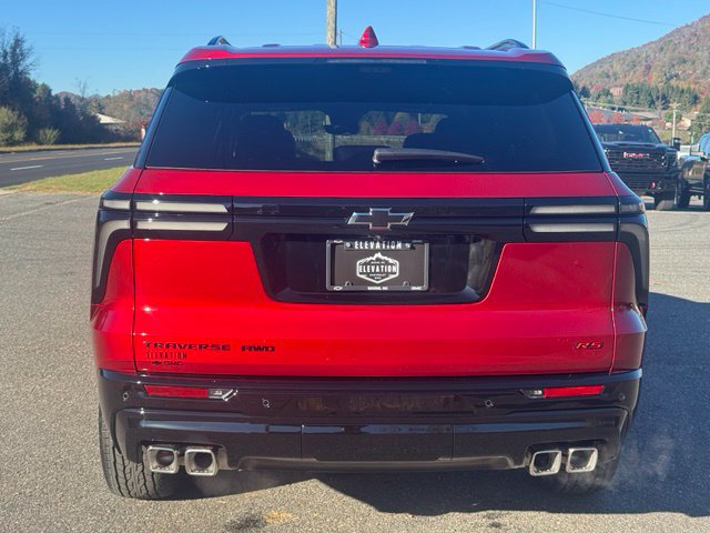 New 2027 Chevrolet Traverse RS w/ LPO, Floor Liner Package AWD/4WD image 6