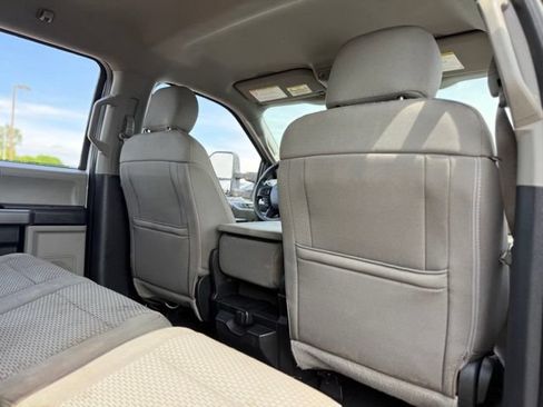 Used 2019 Ford F250 XLT AWD/4WD image 16