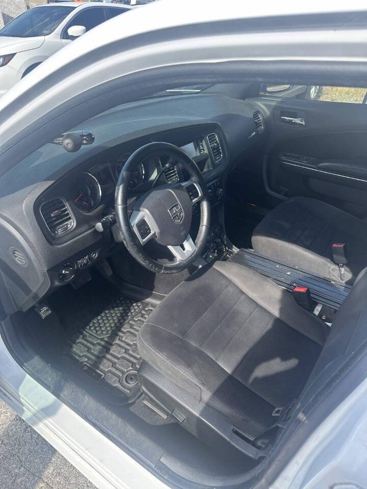 Used 2014 Dodge Charger Police RWD image 6