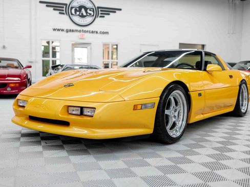 Used 1991 Chevrolet Corvette ZR-1 image 12