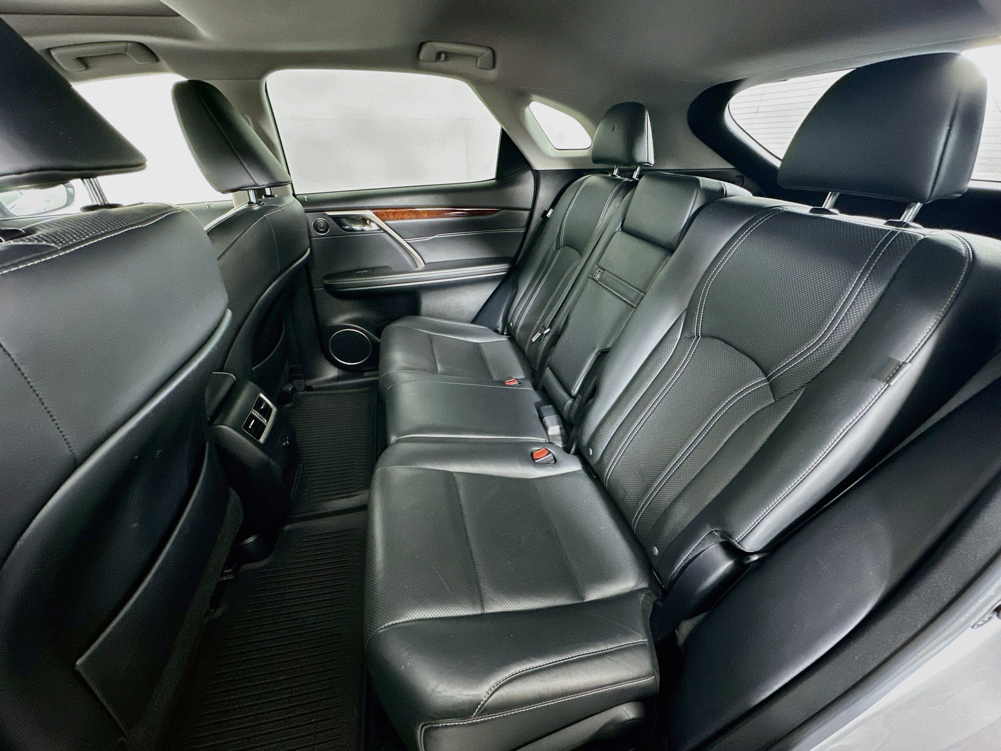 Used 2019 Lexus RX 350 AWD w/ Navigation Package image 30